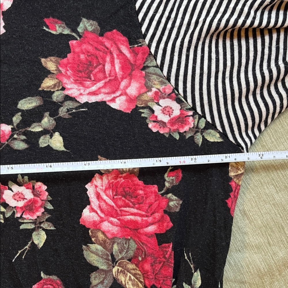 Chris & Carol Black Floral Long Sleeve Dress - Picture 6 of 8